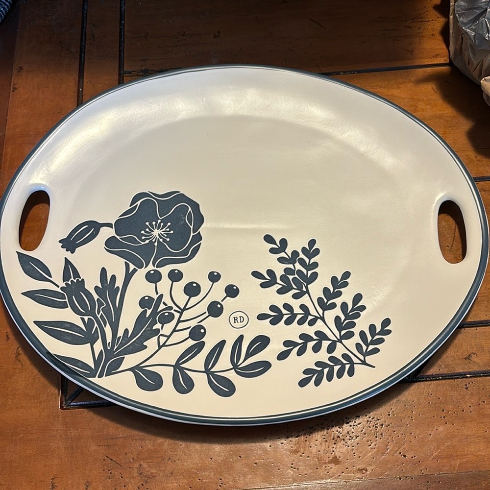 Rae Dunn platter